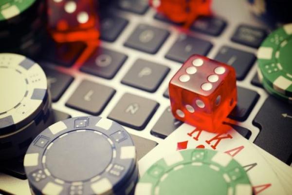 Playing Gambling Games Online